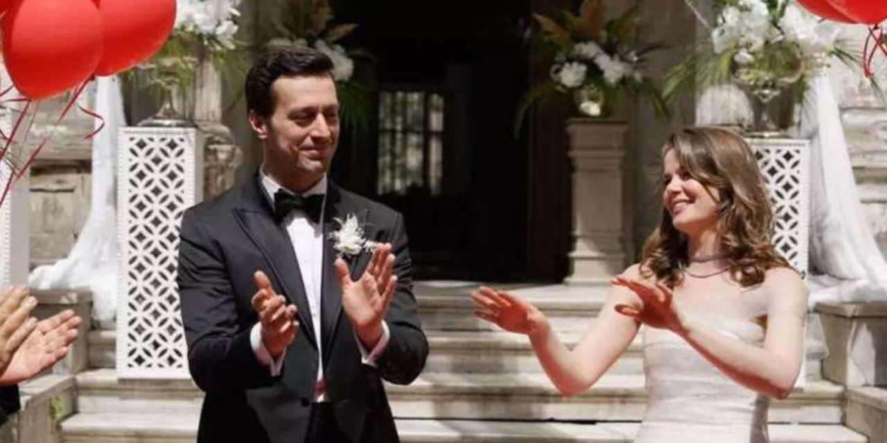 Senaristinden 'Camdaki Kız' sitemi: Zeka ve vizyon diliyorum