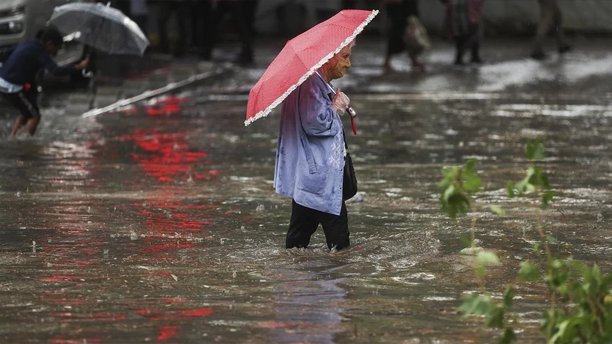 Meteoroloji Paylaştı: Şiddetli Yağış ve Selden Nasıl Korunulur?