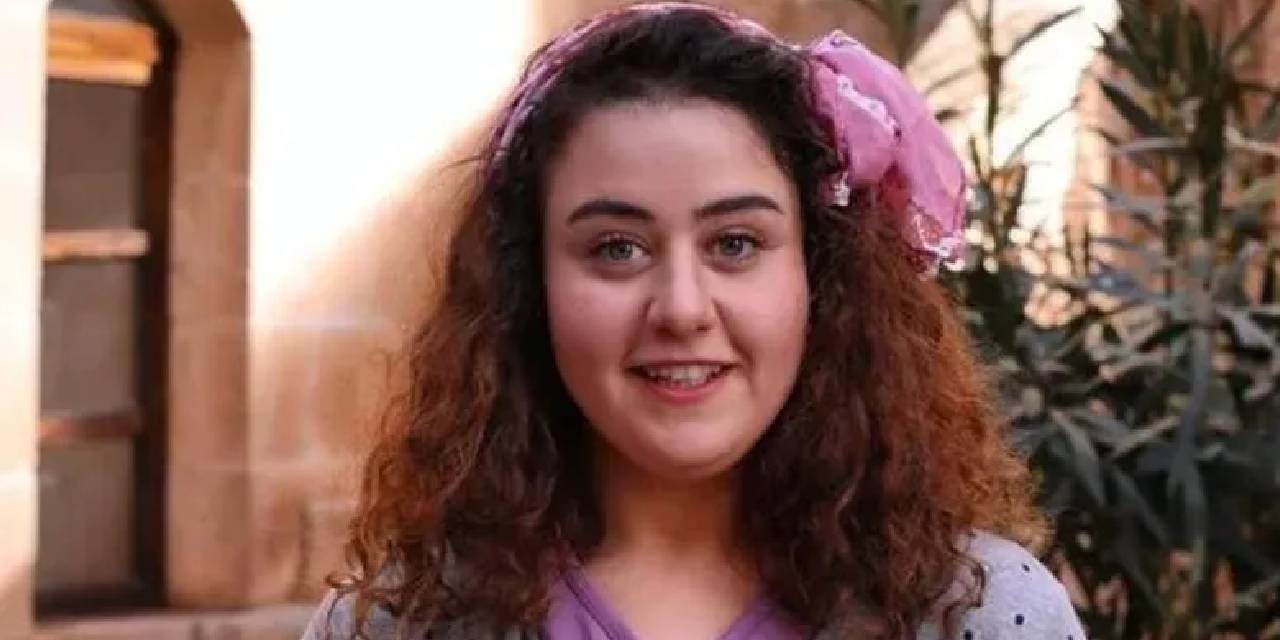 108 kilo veren Aslı Samat'ının son hali ağızları açıkta bıraktı! Samat, bikinisiyle poz verdi, çatlakları dikkat çekti