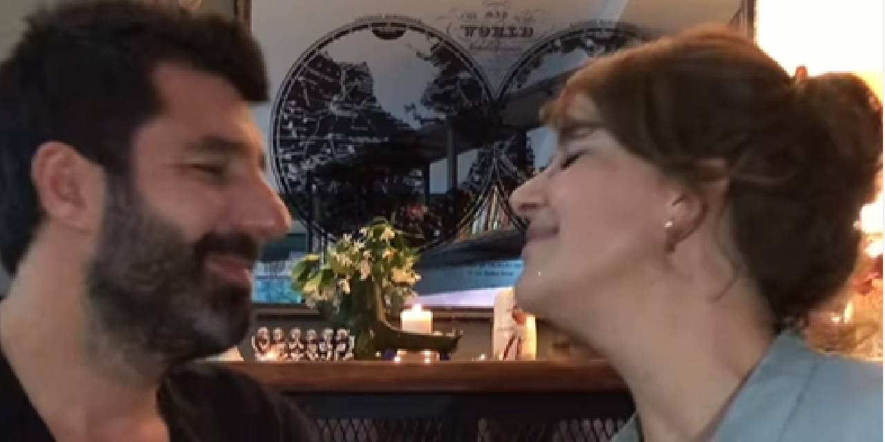 Ünlü sunucu boşandığını açıkladı