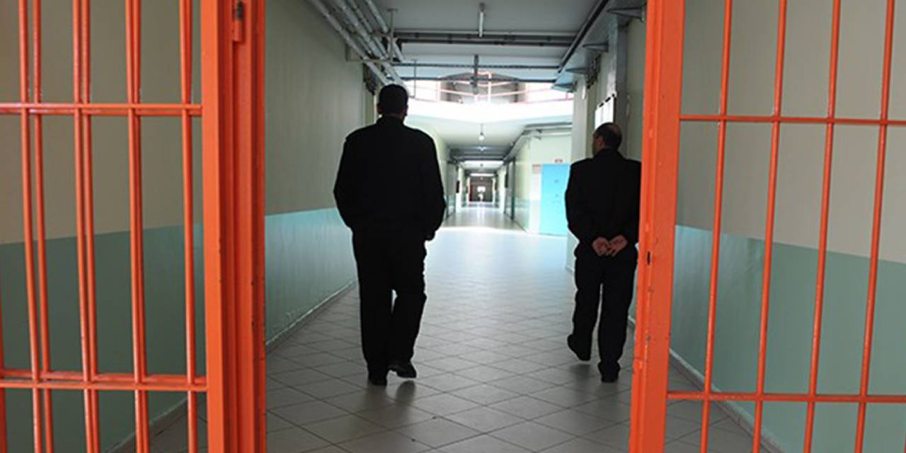 AKP'den İlk Açıklama: Çalışmalar Başladı, Genel Af Gelebilir