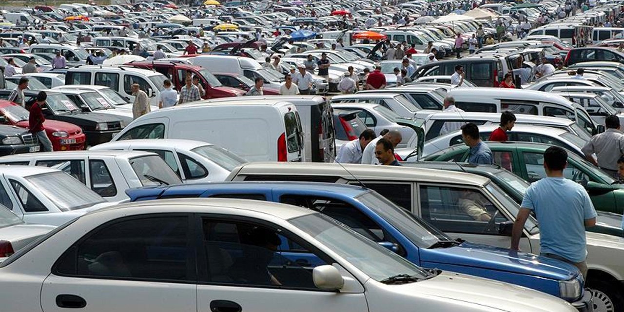 İkinci el araba fiyatlarıyla ilgili kritik gelişme! Makas iyice açıldı...
