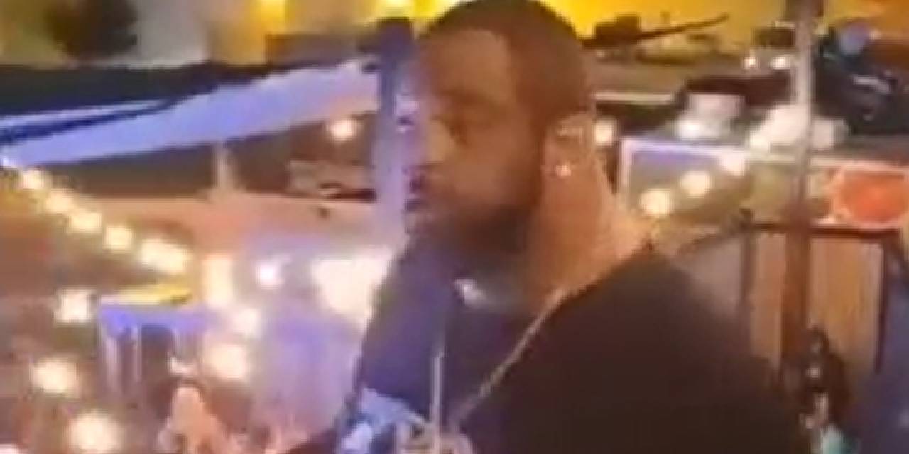 Ünlü şarkıcı sahnede bir anda yere yığıldı: Hayatını kaybetti