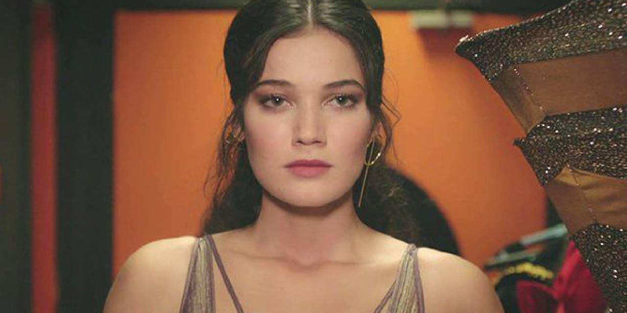 Pınar Deniz o şarkıyı söyledi sosyal medya yıkıldı