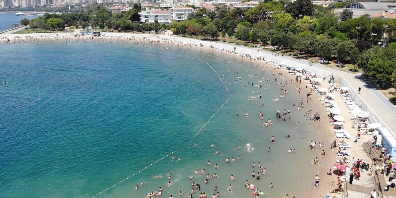 İstanbul'da belirli alanlar haricinde denize girmek yasaklandı