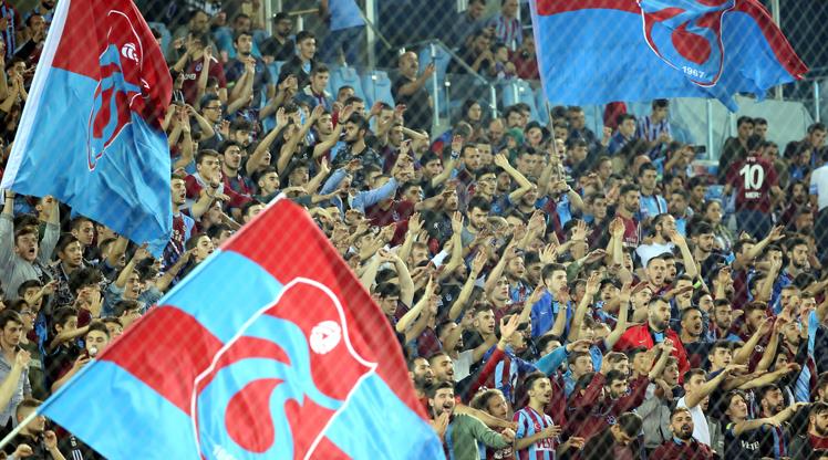 Trabzonspor yeni sezon formalarını tanıttı