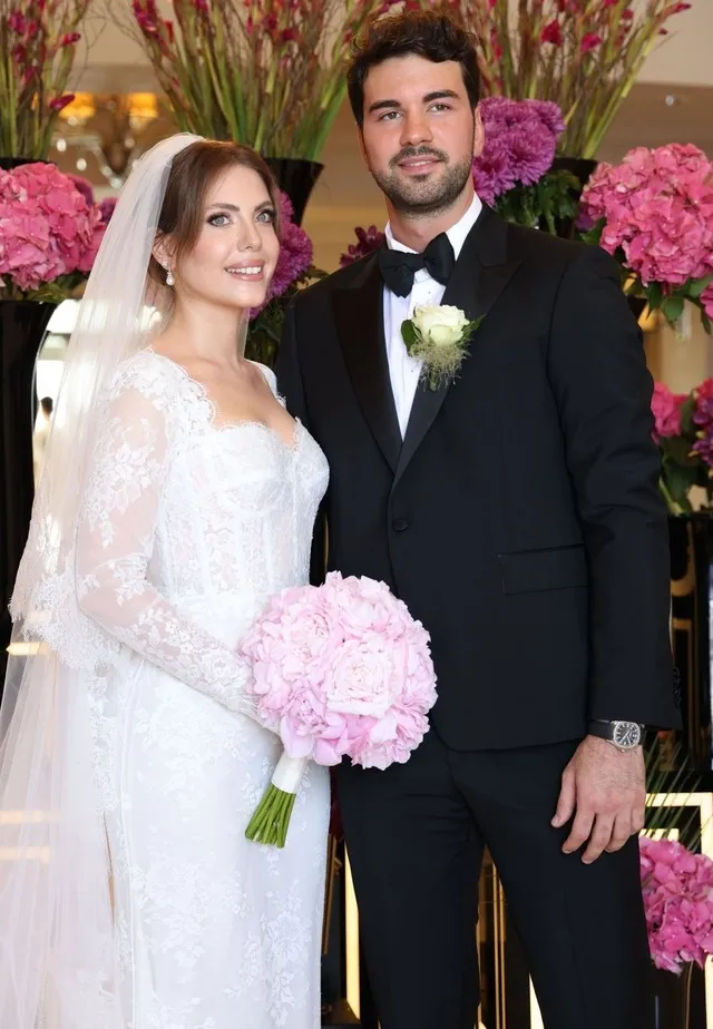 Ünlü oyuncu Eda Ece evlenir evlenmez o akıma uydu