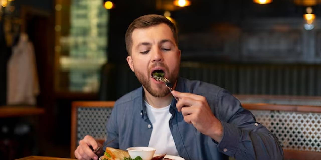 Yemek seçen 6 burç! İşte burçlara göre yeme alışkanlıkları...