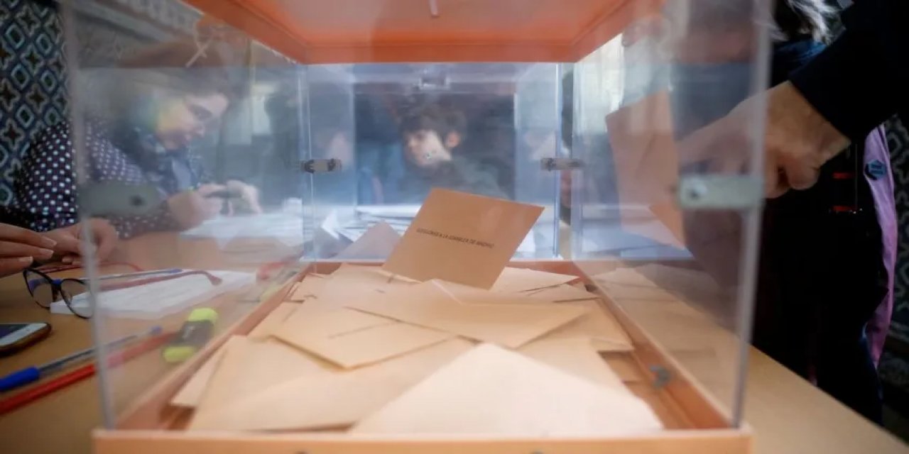 101 insan ve bir köpek belediye başkanlığı için yarışıyor