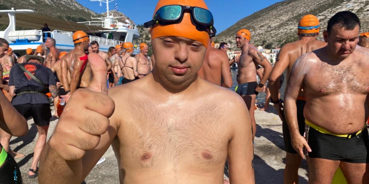 Down Sendromlu Gökhan, Açık Suda 7 KM Yüzerek Bir İlki Gerçekleştirdi