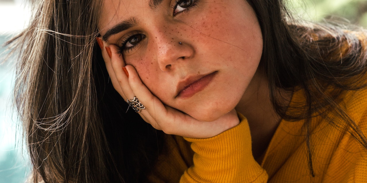 Sizi Olduğunuzdan 10 Yaş Genç Gösteren Saç Renkleri!