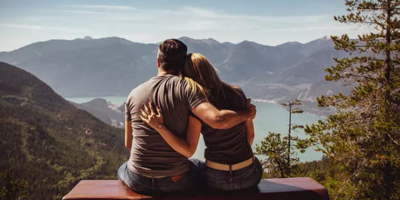 Sarılmanın hiç bilinmeyen anlamları! İşte 7 tip sarılma şekli