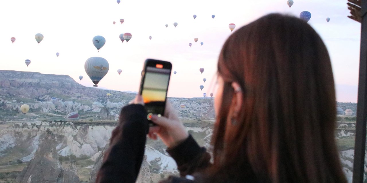 Yabancılar Biniyor, Türkler İzliyor... 1 Saatlik Balon Turu 100 Euro