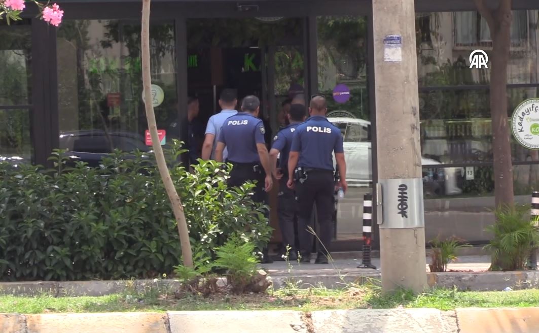 Adana'da Platonik Aşk Cinayeti! İlgisine Karşılık Vermeyen Kadını Öldürdü