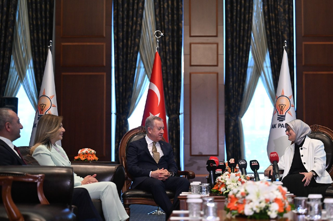 AKP-MHP Bayramlaştı... Kılıçdaroğlu’nun 16’lı Masa Çıkışını 'Ti’ye Aldı