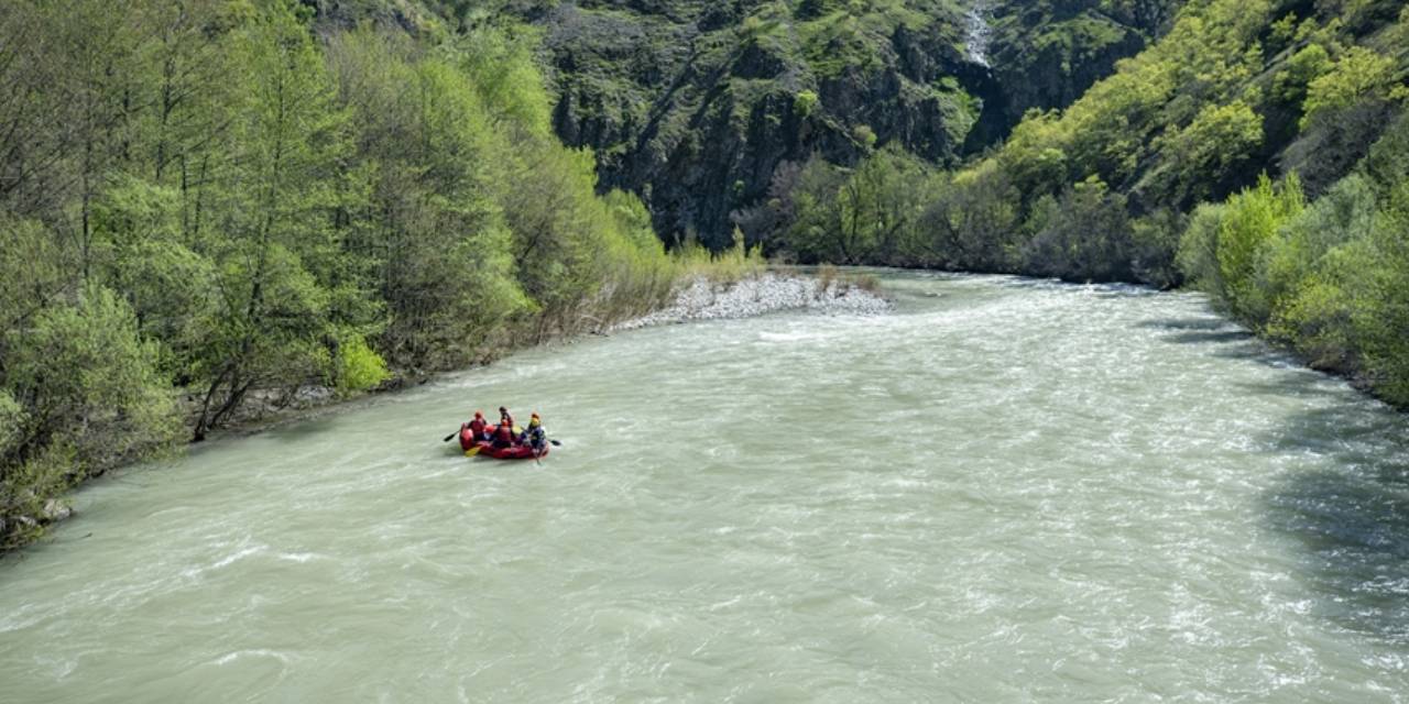 Valilikten Munzur ve Pülümür Çayı Uyarısı: Boğulma Vakaları Arttı