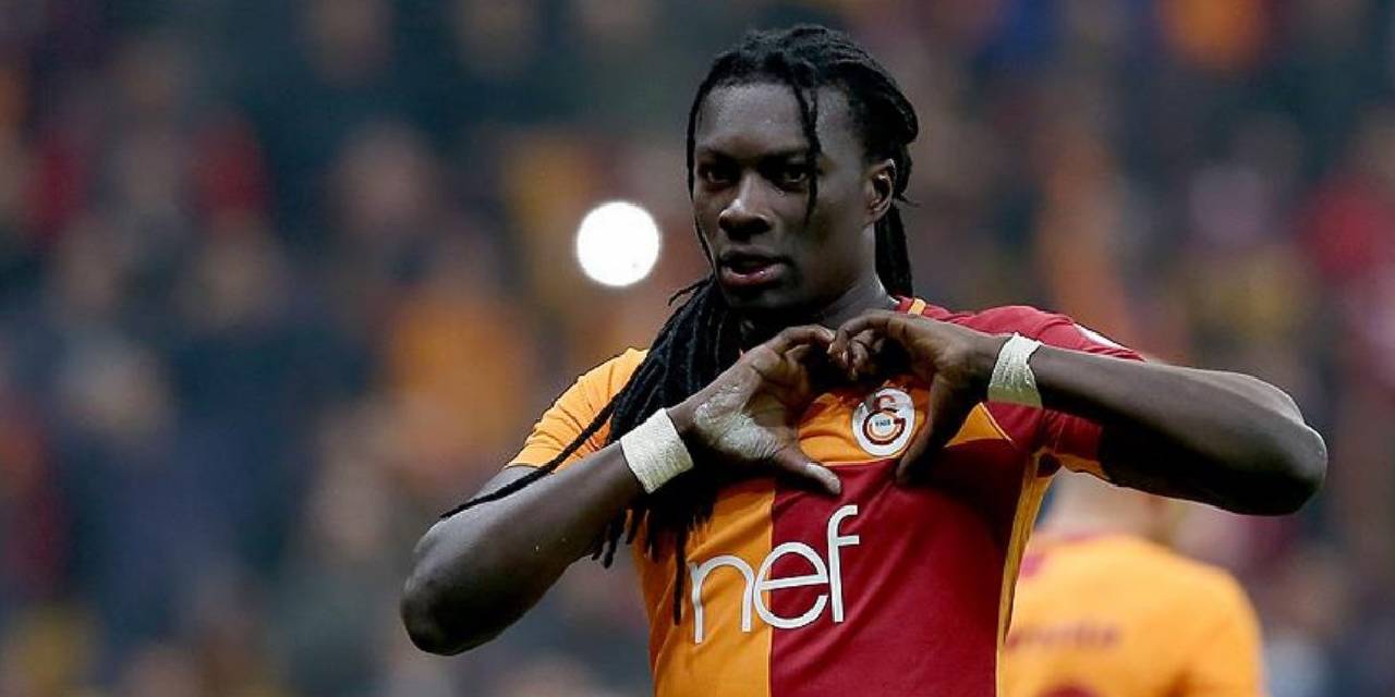 Ünlü Futbolcu Evlendi: İşte düğünden kareler...