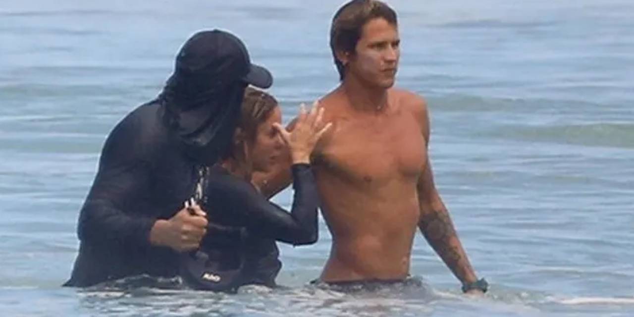 Ünlü şarkıcı Shakira denizde kaza geçirdi