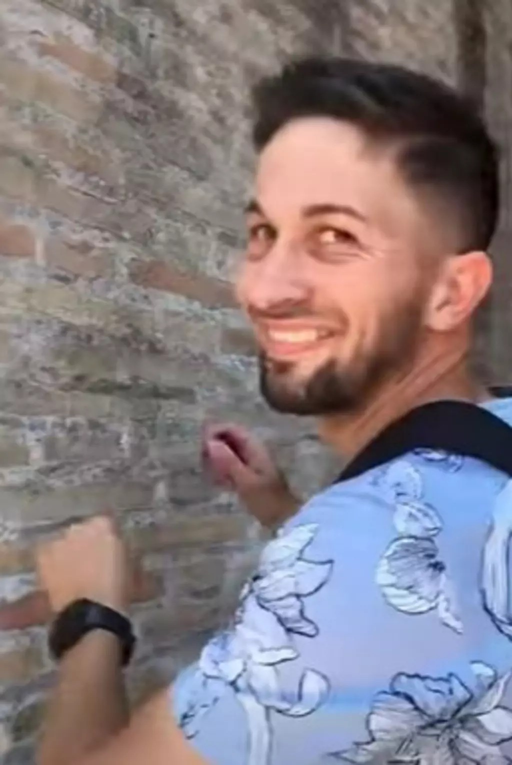 Kolezyum Vandalı İtalya Halkından Özür Diledi