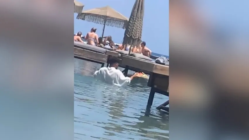 Komşuyu karıştıran görüntü; garson siparişi böyle götürdü