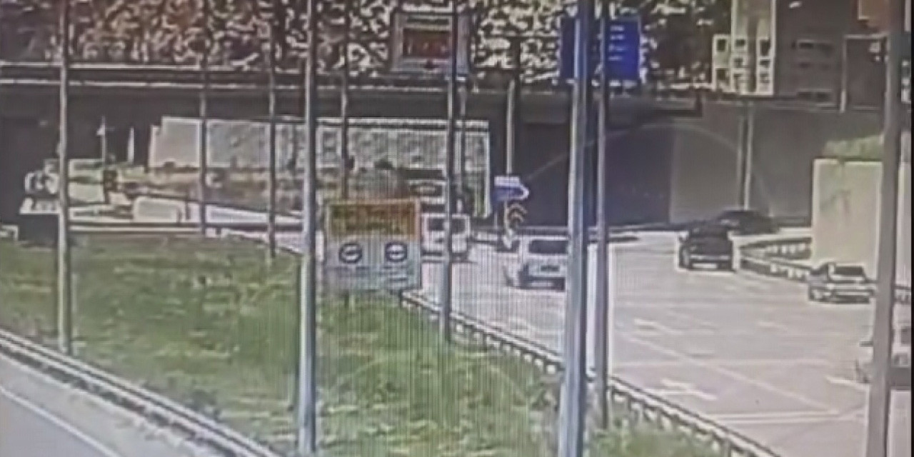 Yolcu minibüsü ile otomobil çarpıştı, kazada 1’i bebek 21 kişi yaralandı!