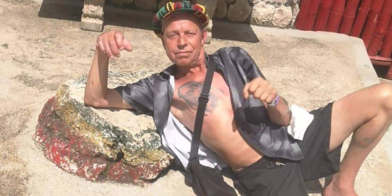 Tatilde öldüren yarış! Bardaki kokteyllerin hepsini içmeye çalışınca...