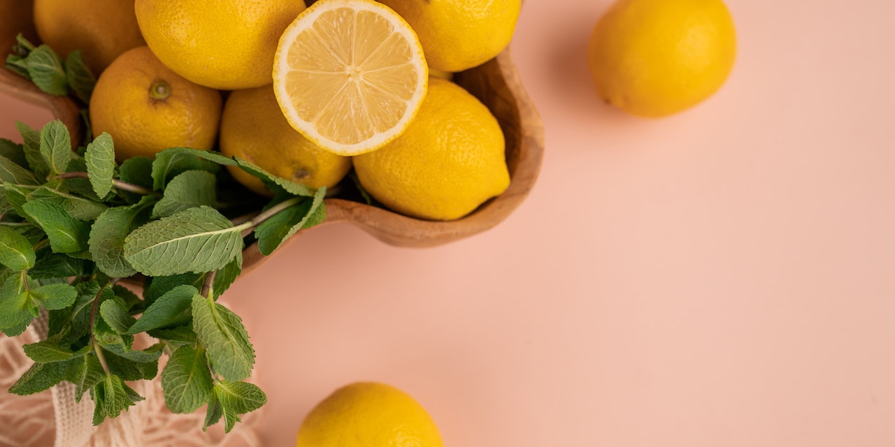 Yenilip İçildiğinde Ferahlık Etkisini Anında Hissettiren Besinler