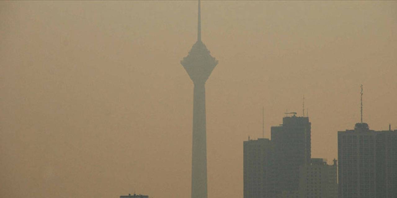 Kum Fırtınası İran'ı Vurdu: 400 Kişi Hastaneye Kaldırıldı