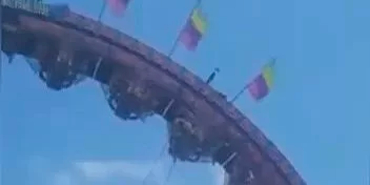 Eğlence treni bu sefer eğlendirmedi! Saatlerce baş aşağı mahsur kaldılar!