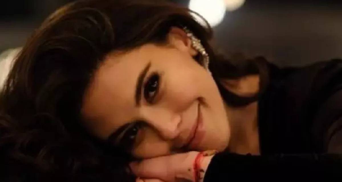 Yürek Çıkmazı'nın yıldızı gönlünü ünlü futbolcuya kaptırdı