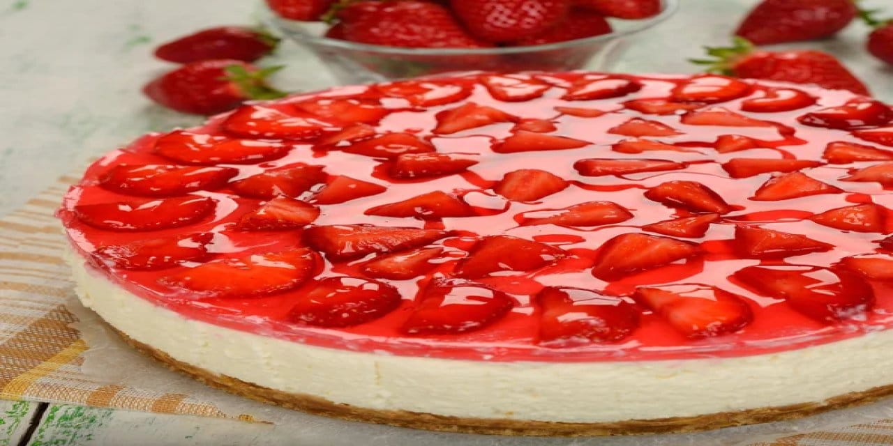 Cheesecake tarifi... Klasik olandan biraz farklı , hatta belki daha da iyi...
