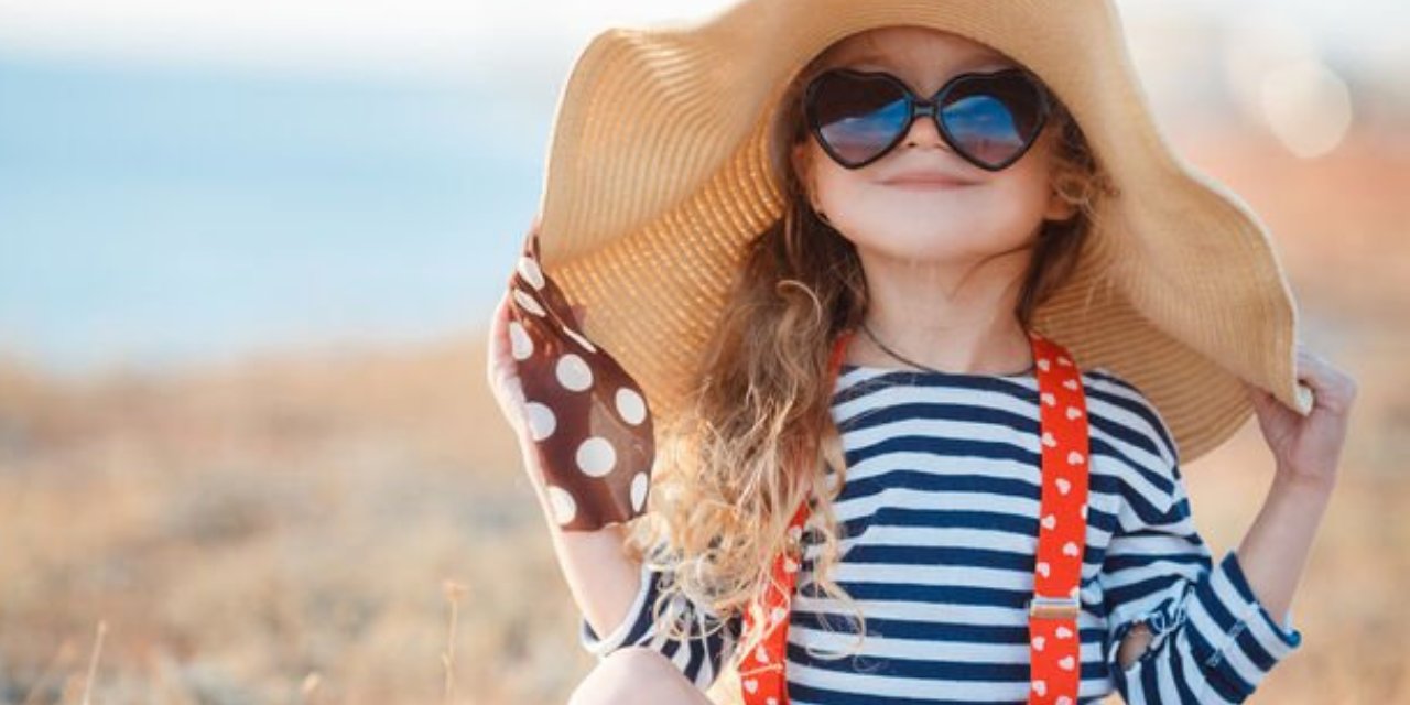 Yazın bebekler ve çocuklar nasıl giydirilmeli?