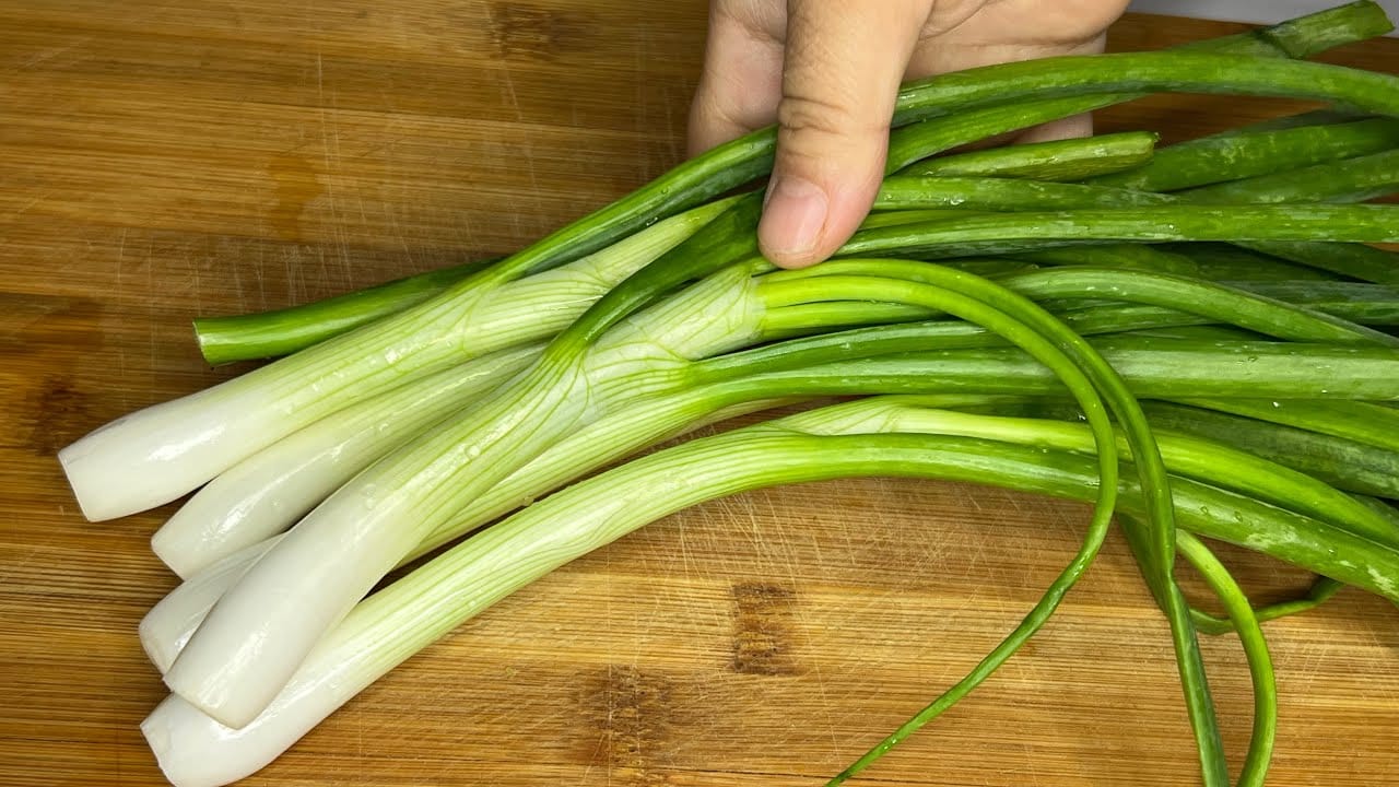 Taze Soğanı Değerlendirme İpuçları! Uzun Süre Saklamak İçin Ne Yapılmalı?