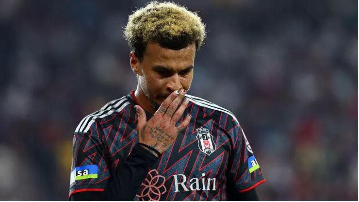 Ünlü Futbolcu Dele Alli, Gözyaşlarıyla Anlattı! '6 Yaşında Tacize Uğradım, Köprüden Sarkıtıldım...'