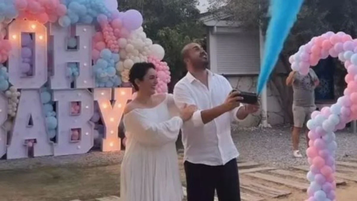 Ünlü çift bebeklerinin cinsiyetini açıkladı