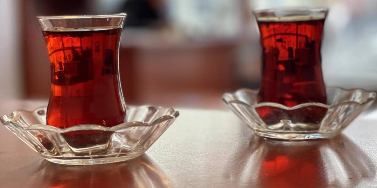 Çay tiryakilerini sevindiren haber! Her yudumunda farklı bir fayda var!
