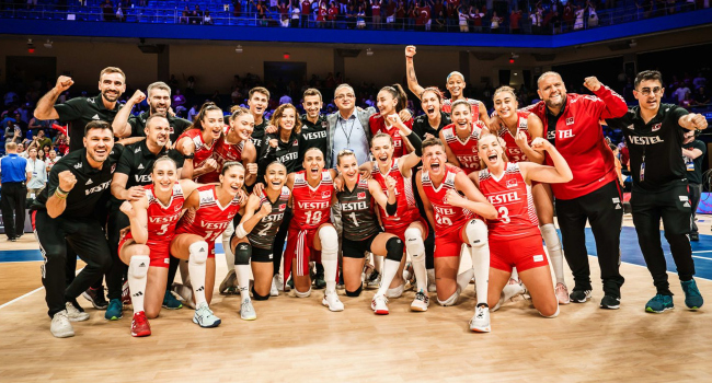 Filenin Sultanları Finalde