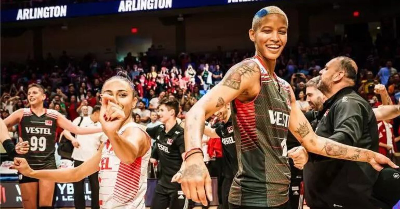 Filenin Sultanları'ndan Erik Dalı ile kutlama