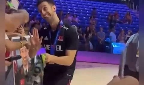 Filenin Sultanları'nın Başantrenörü'nden, Fenerbahçe atkısına ilginç tepki