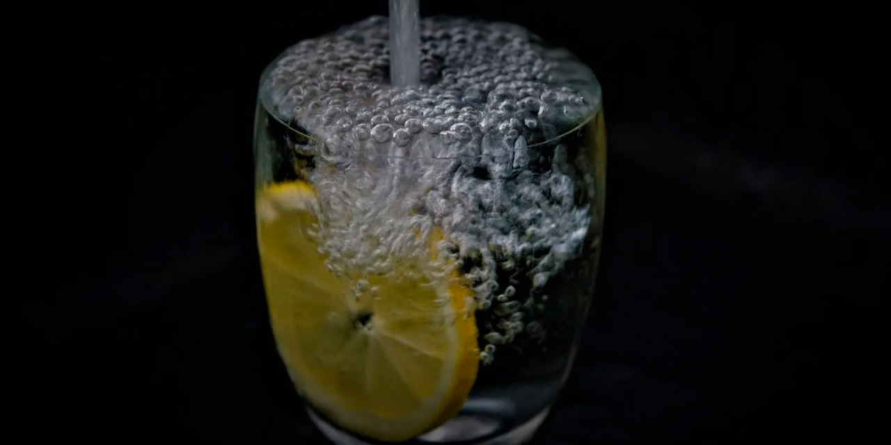 1 ay boyunca içmek yeni birine dönüştürüyor! Kansere kadar her derdin devası...