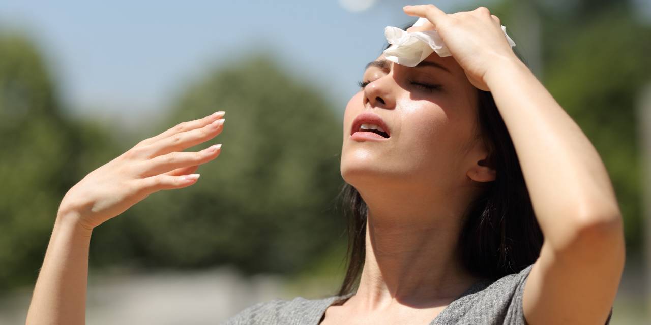 Sıcak günlerde ani ısı değişikliklerine dikkat! Neler yapmalı,nelere dikkat etmeli? Uzmanı açıkladı