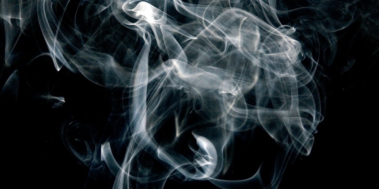 Aromaları, Renkli Görüntüleri Gençlerin İlgisini Çekiyor... Hiçbiri Masum Değil!