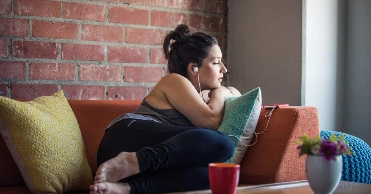 Yalnızken modunuzu yükseltmenin 5 yolu!