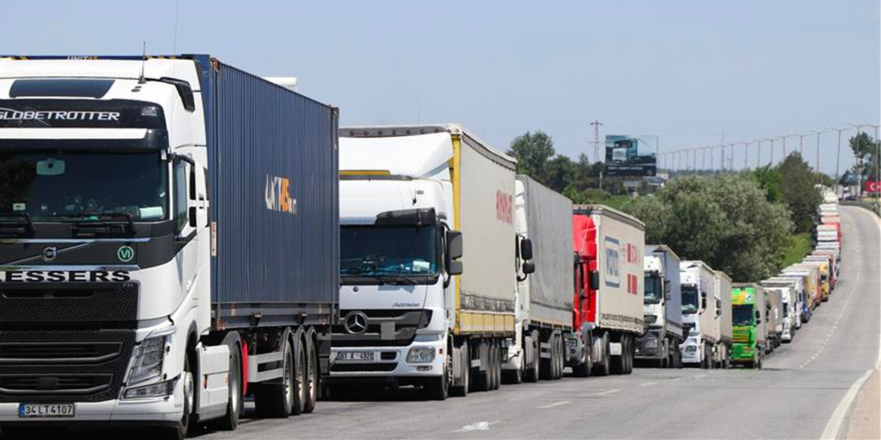 TIR dorsesine binen 4 kaçak göçmen havasızlıktan hayatını kaybetti!