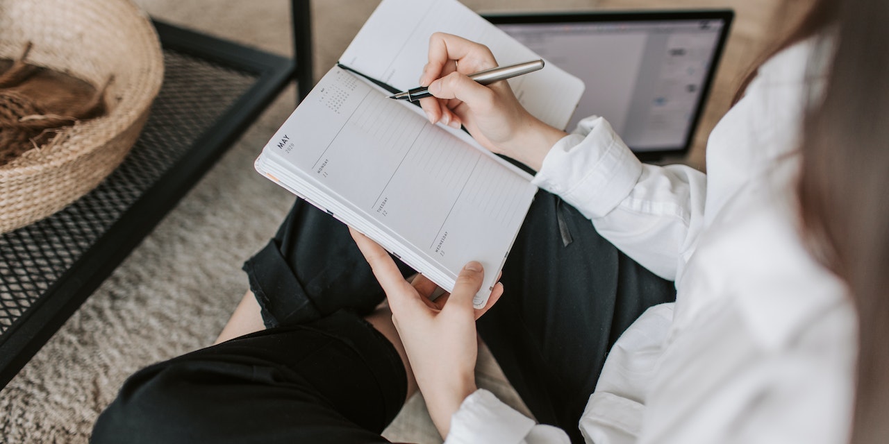 Zeki İnsanların Yazısı Kötü Müdür? Yazı Yazma Şekliniz Karakteriniz Hakkında Neler Söylüyor?