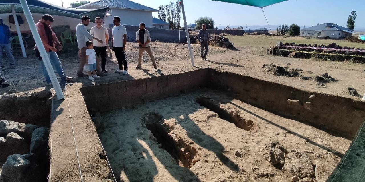 2 Bine Yakın Gömü İle 30'a Yakın Mezar Bulundu... 40 Akademisyen Çalışmayı Yürütecek