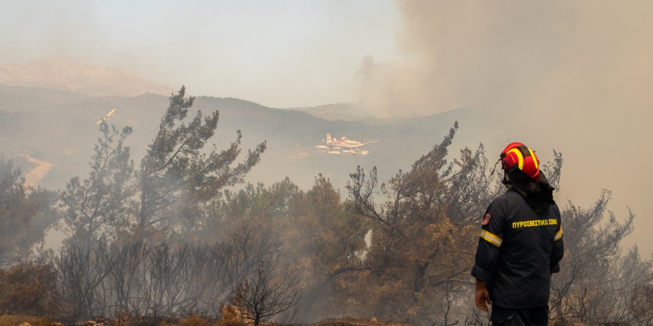 Komşuda Cehennem! Rodos'tan Tahliye Edilenler Marmaris'e Getirildi