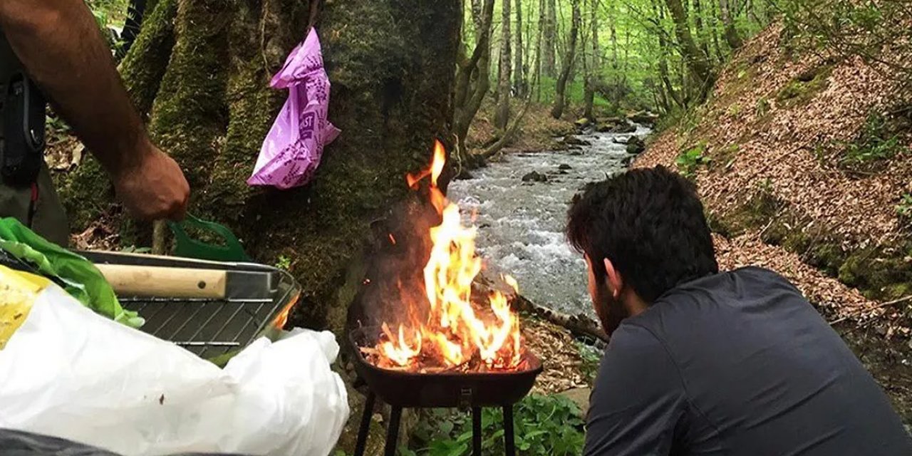 Mangal Jeli Parlayınca Alevler İçinde Kaldı... Göle Atlayarak Kurtuldu