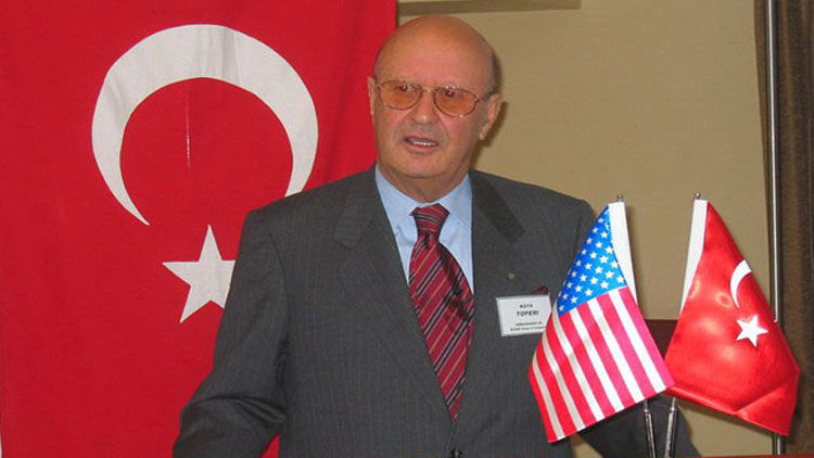 Emekli Büyükelçi Kaya Toperi hayatını kaybetti