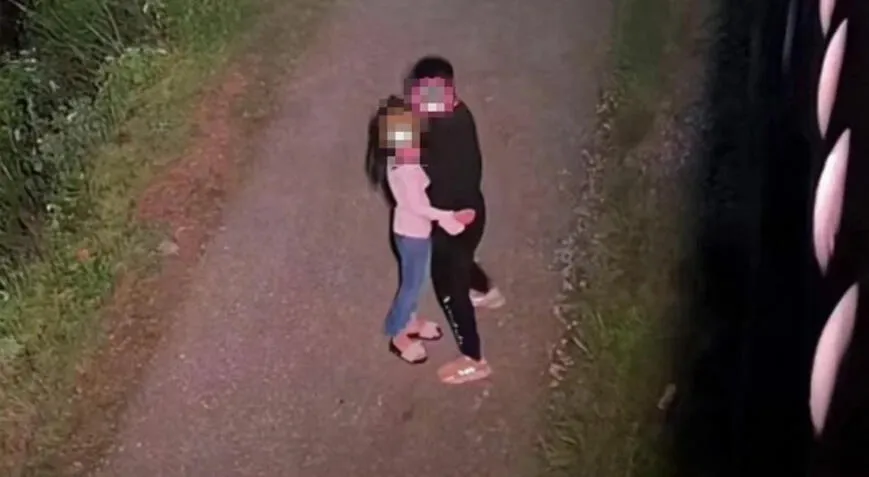 Liseden eski sevgilisiyle yakaladı! 7 yıllık evliliği bitiren fotoğraf